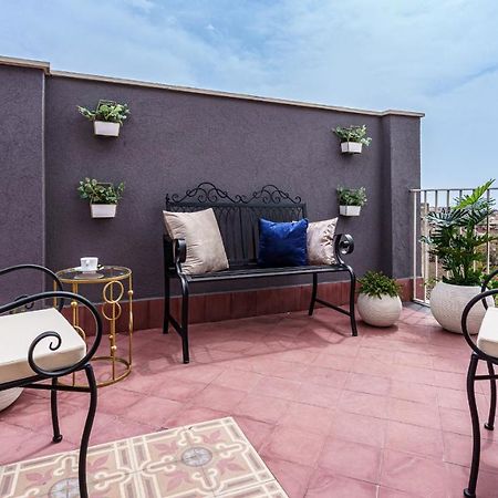 カターニアPalazzo Nouveauアパートメント エクステリア 写真
