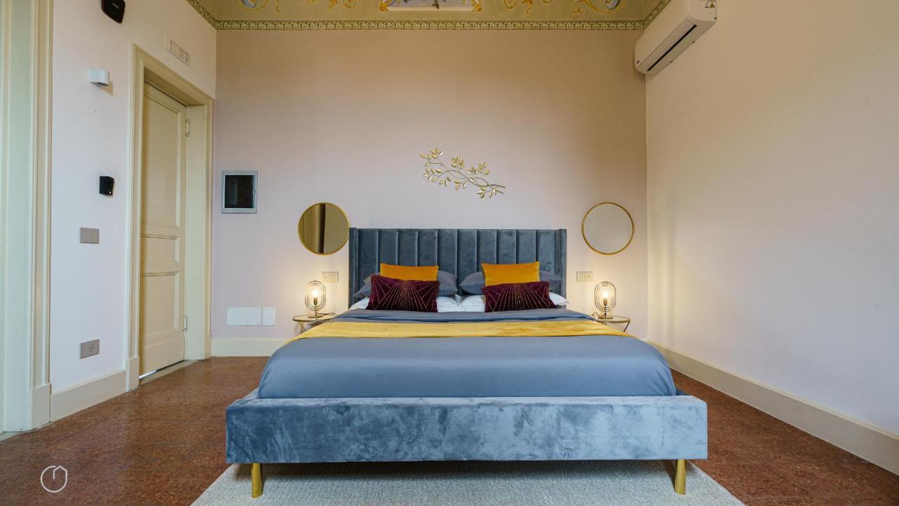 カターニアPalazzo Nouveauアパートメント エクステリア 写真